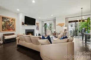 3030 Fairview Villa Ct, Charlotte, NC 28209 - Photo 8