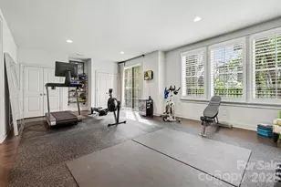 3030 Fairview Villa Ct, Charlotte, NC 28209 - Photo 36