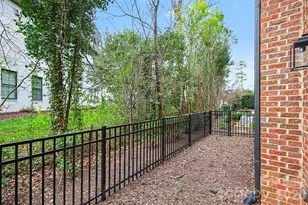 3030 Fairview Villa Ct, Charlotte, NC 28209 - Photo 42