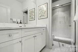 3030 Fairview Villa Ct, Charlotte, NC 28209 - Photo 38