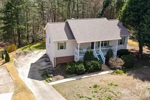 1499 Brentwood Pl, Morganton, NC 28655 - Photo 4