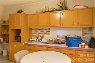 332 Best Rd, Whiteville, NC 28472 - Photo 6