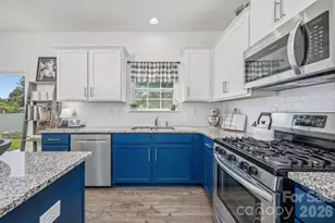 116 Kingsway Dr, Mooresville, NC 28115 - Photo 8