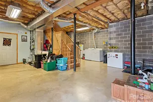 30 Woodruff St, Canton, NC 28716 - Photo 14