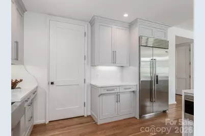 1333 Queens Road #D1, Charlotte, NC 28207 - Photo 10