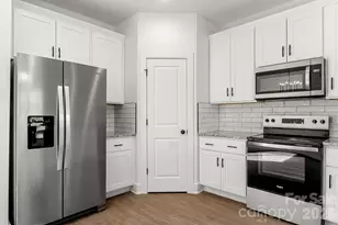 123 Indian Wls Ct, Harmony, NC 28634 - Photo 10