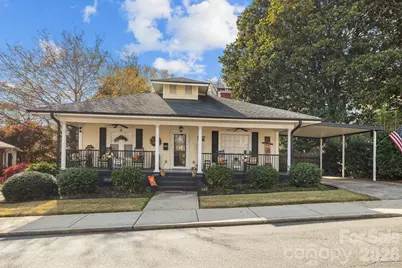 165 8th Avenue, Cramerton, NC 28032 - Photo 1