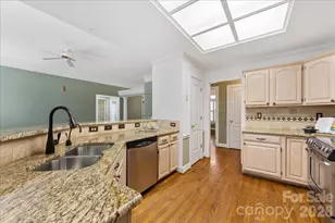 1674 Huntmoor Dr, Rock Hill, SC 29732 - Photo 16