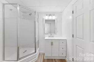 503 N 8th St, Bessemer City, NC 28016 - Photo 24