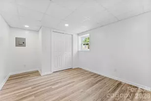 503 N 8th St, Bessemer City, NC 28016 - Photo 30