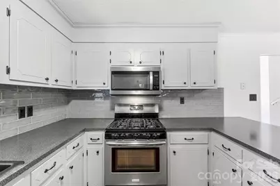 503 N 8th Street, Bessemer City, NC 28016 - Photo 10