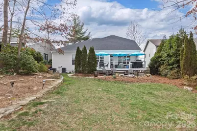 107 Mountain Drive, Candler, NC 28715 - Photo 18