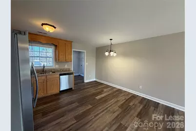 505 N 1st Avenue, Maiden, NC 28650 - Photo 4