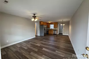 505 N 1st Ave, Maiden, NC 28650 - Photo 2