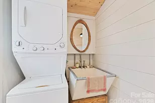 171 Fortner Rd, Bryson City, NC 28713 - Photo 22