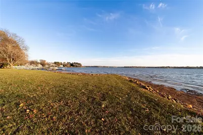 132 Clearwater Lane, Mooresville, NC 28117 - Photo 4