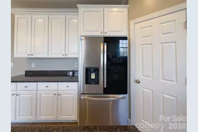 140 Hunters Hill Drive, Statesville, NC 28677 - Photo 12