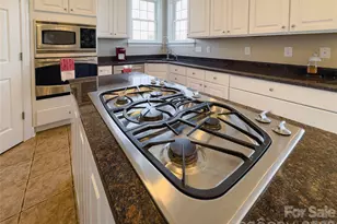 140 Hunters Hill Dr, Statesville, NC 28677 - Photo 44