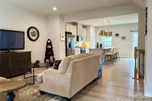 2621 Grantham Place Dr, Fort Mill, SC 29715 - Photo 10