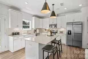 14006 Steller St, Charlotte, NC 28269 - Photo 8