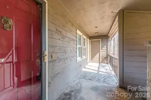 3507 Colony Crossing Dr, Charlotte, NC 28226 - Photo 2