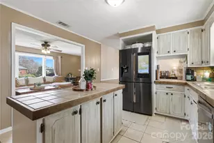 235 Havenhurst Rd, Hickory, NC 28601 - Photo 10