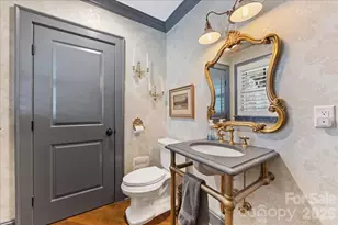 1010 River Oaks Ln, Charlotte, NC 28226 - Photo 22