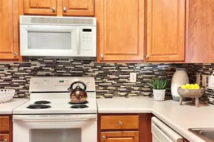 11264 Hyde Pointe Ct, Charlotte, NC 28262 - Photo 34