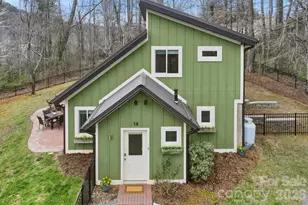 14 Sunny Hollow Ln, Fairview, NC 28730 - Photo 6