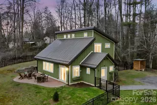 14 Sunny Hollow Ln, Fairview, NC 28730 - Photo 2