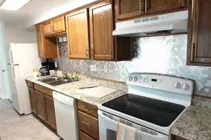 1645 Arlyn Cir, Charlotte, NC 28213 - Photo 14