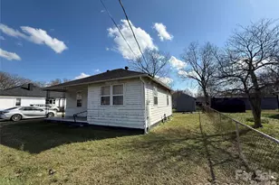 2355 Myrtle Ave, Gastonia, NC 28052 - Photo 2