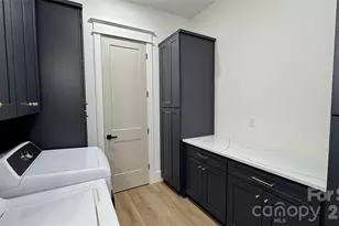 1360 Sain Rd, Hickory, NC 28602 - Photo 30