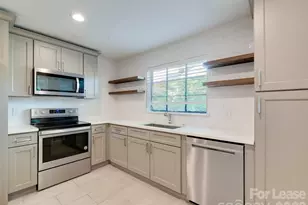 1518 Mimosa Ave, Charlotte, NC 28205 - Photo 10