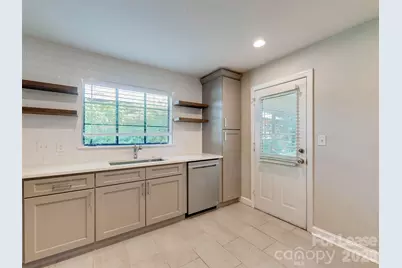 1518 Mimosa Avenue, Charlotte, NC 28205 - Photo 12