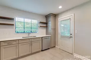 1518 Mimosa Ave, Charlotte, NC 28205 - Photo 12