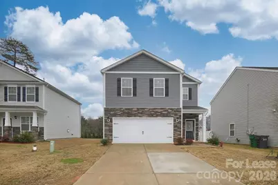 8140 Clairwood Drive, Charlotte, NC 28269 - Photo 2