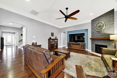 11125 Preservation Lane, Charlotte, NC 28278 - Photo 18