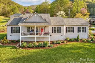 605 Red Bank Rd, Waynesville, NC 28786 - Photo 2