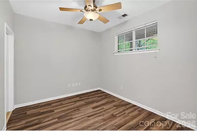 1508 Walnut View Drive, Charlotte, NC 28208 - Photo 4