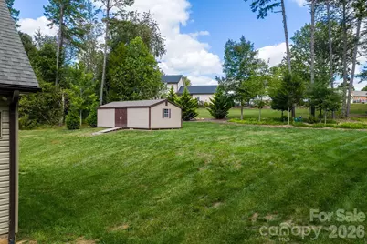 4850 Woodwinds Drive NE, Hickory, NC 28601 - Photo 6