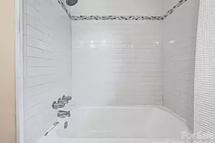 629 Fortune St, Charlotte, NC 28205 - Photo 28