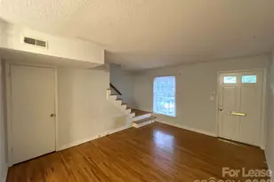 926 Hollywood St, Charlotte, NC 28211 - Photo 2