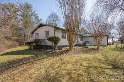 22 Stoney Nob Drive, Hendersonville, NC 28792 - Photo 2