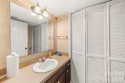 10204 Camelback Circle, Charlotte, NC 28226 - Photo 8