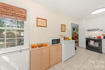 10204 Camelback Circle, Charlotte, NC 28226 - Photo 14