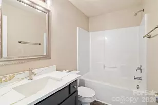 1134 Plaza Walk Dr, Charlotte, NC 28215 - Photo 18