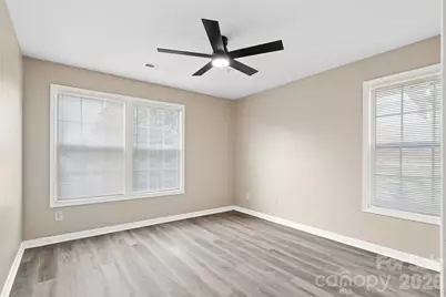 1134 Plaza Walk Drive, Charlotte, NC 28215 - Photo 6