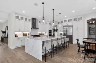 13639 Glennmayes Dr, Huntersville, NC 28078 - Photo 2