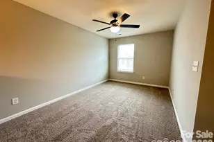 10383 Bunclody Dr, Charlotte, NC 28213 - Photo 8